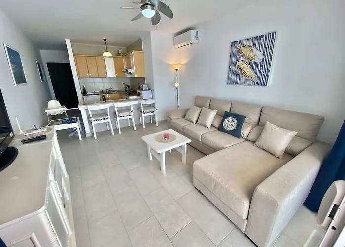 Dragos Puerto del Carmen (Lanzarote)